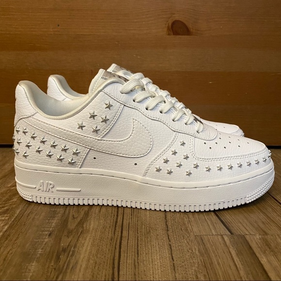 Nike Air Force 1 Sneakers